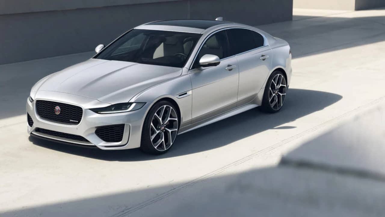 Купить Jaguar XF 2021 недорого в США