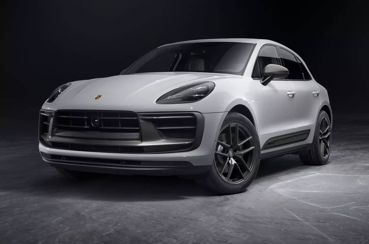 купить 2020 Porsche Macan или пригнать авто из США